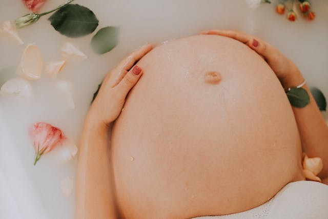 Human Gestation Period: How Many Weeks Does It Take For a Full-Term Pregnancy?