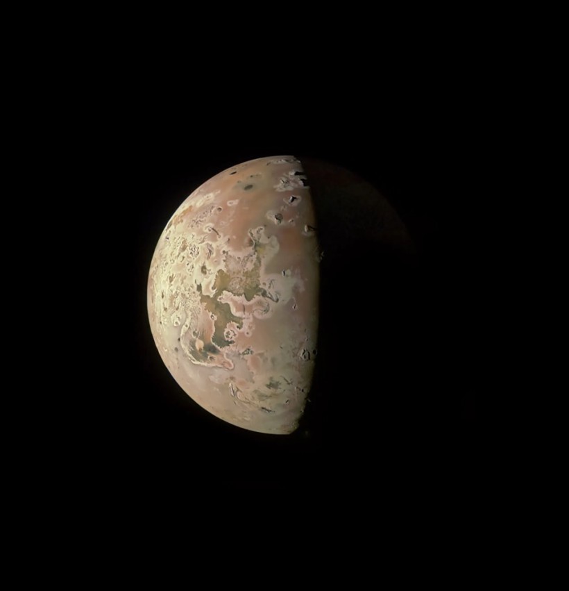 Juno Probe Reveals Closest-Ever View of Jupiter's Volcanic Moon Io, Unveiling Ongoing Volcanic Activity in Stunning Detail
