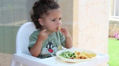 Parents' Facial Expressions May Be the Reason Why Kids Refuse To Eat Their Vegetables, Study Suggests