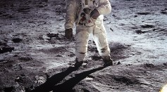 US Determined To Land on the Moon Before China Amid Space Race