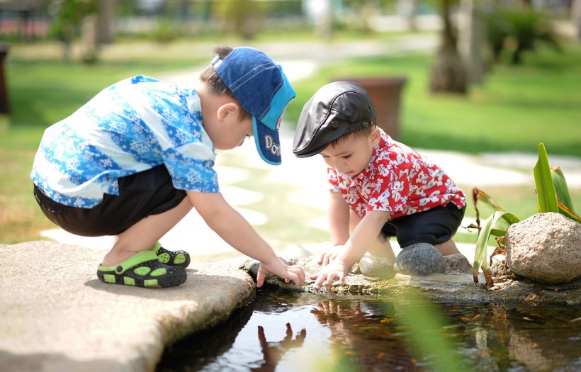 How Can Living Near Green Spaces Be Good to Children? Scientists Highlight Its Benefits