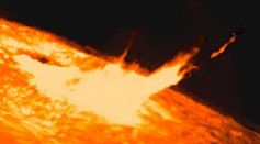 2 M-Class Solar Flares To Hit Earth, Cause Radio Blackouts, Physicist Warns 