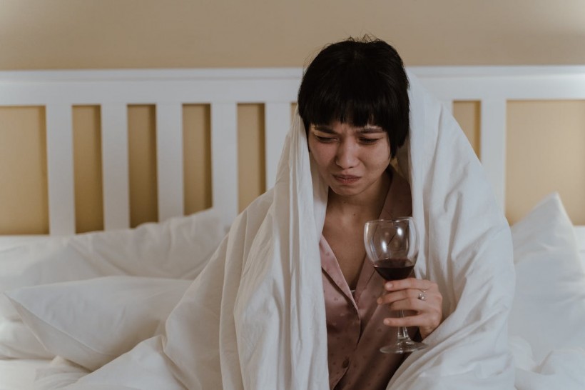 Is a Glass of Wine Before Bed Relaxing? Expert Says Alcohol Disrupts Natural Sleep Cycle