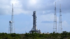 NASA, SpaceX Test Starship Lunar Lander Docking System for Moon Missions