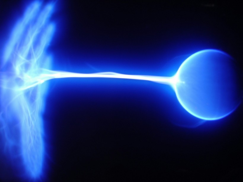 Static Electricity: Does It Have Enough Electrical Charge To Ignite a Fire