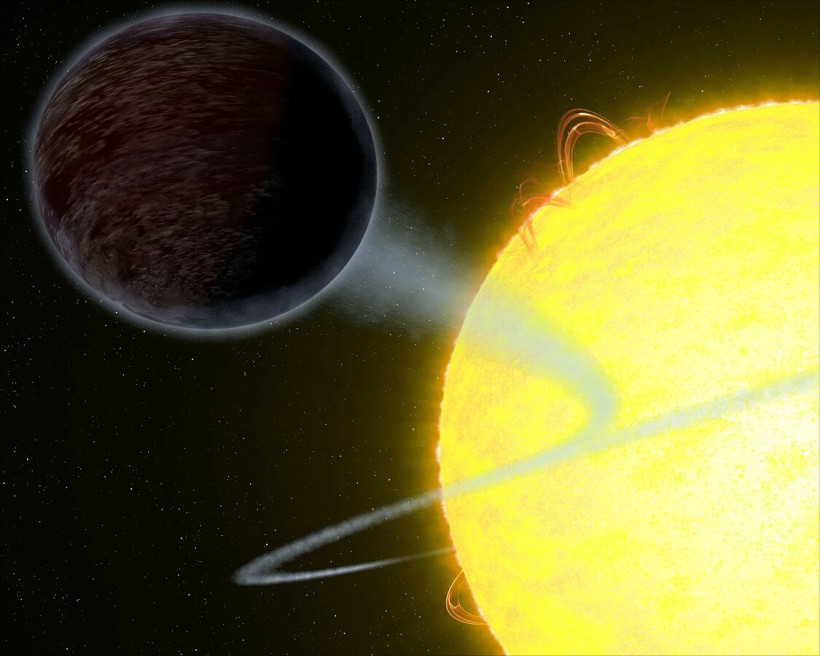 Egg-shaped Exoplanet WASP-12b Racing Towards Fiery Demise, Study Suggests