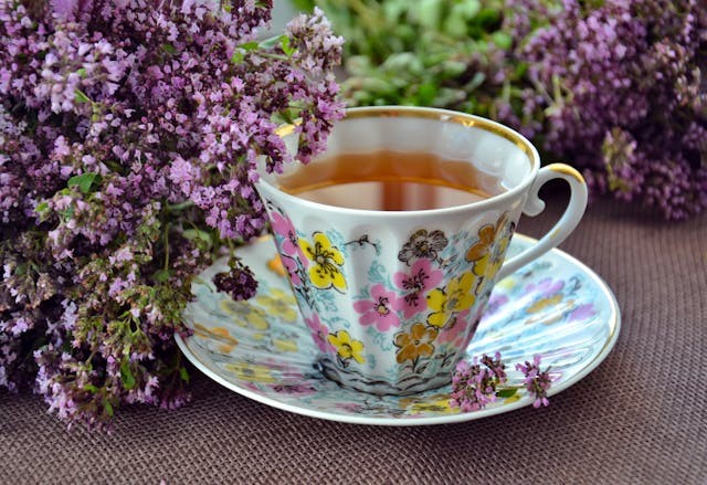 Kombucha Tea Mirrors Benefits of Fasting in Humans [Study]