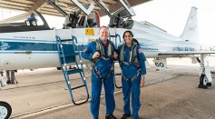 2 NASA Astronauts Arrive to Serve as Test Pilots for Boeing's Starliner Capsule a Week Before Its Mission Launch