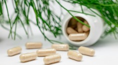 Daily Multivitamin Supplements Do Not Decrease Death Risks Among Healthy Adults, Study Reveals