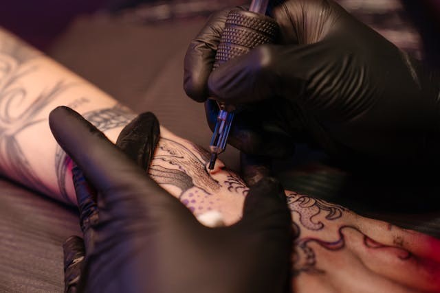 Are Tattoos Safe? 35% Inks Tested in the US Are Contaminated, Could Be a Source of Infection