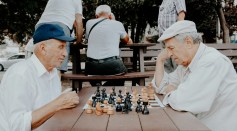 Five Strategy Games to Improve Your Cognitive Functioning and Reduce Stress