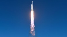 SpaceX Successfully Launches EutelsatOneWeb Satellites for European Internet Provider