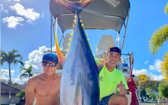 200 pounds of tuna caught in Hawaii for health care workers
