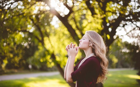 The Science of Mind and Soul Connection of Praying; Can It Really Help To Our Well-Being?