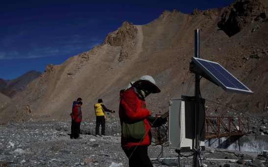 Severe Glacial Melt in Chinese Mountains Have Devastating Consequences