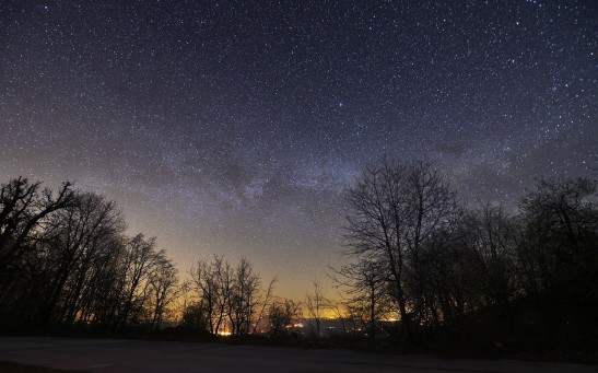  Are Lockdowns Making the Skies Darker? UK Star Count Found Light Pollution Plummeting