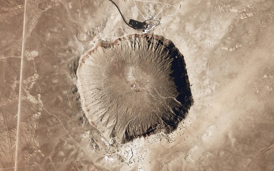 Meteor Crater - Arizona.jpg