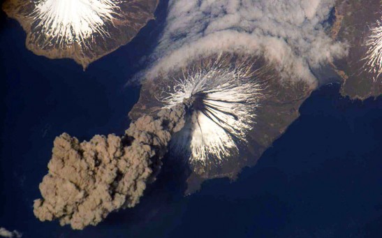 Science Times - Volcanoes Simultaneously Erupting in Alaska; Report Says 3 Unusual Natural Volcanic Occurrences Have Been Recorded In The Past 7 Years