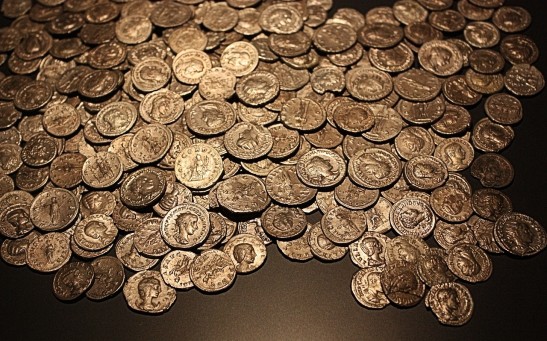  More Than 5,500 Roman-era Silver Coins Found Buried by a River in Germany