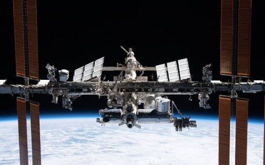 Best Space Station Science Pictures of 2021