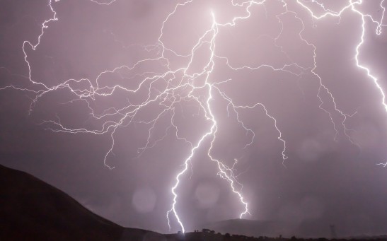  What Causes Lightning? Low Radio Frequency Telescope Captures in Detail What Happens Behind Thunderstorms