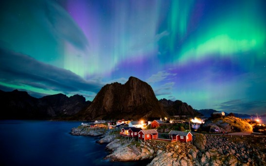 NORWAY-NATURE-ARCTIC-AURORA-BOREALIS