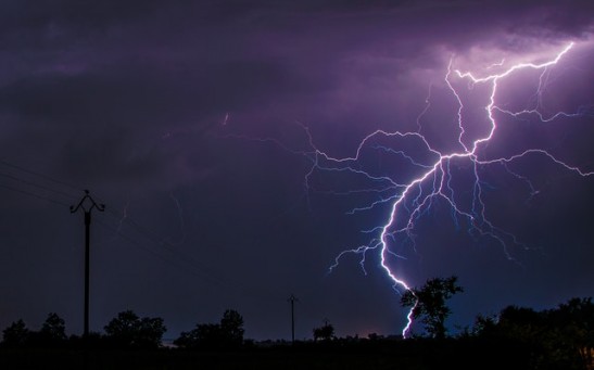Science Times - Coronavirus Linked to Reduced Lightning Incidence; Scientists Reveal Aerosols Released Into the Atmosphere Contribute to the Reduction