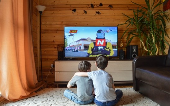 Science Times - Autism and Screen Time: Study Shows 1-Year-Old Boys Spending More Time Watching TV are More Likely to Have ASD