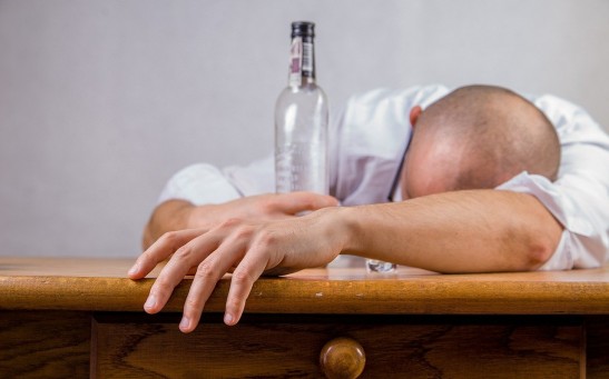  'Hangxiety' is Real: Why Does Alcohol Give People Anxiety During a Hungover?