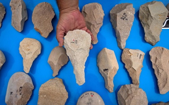 How Ancient People Collected, Recycled, and Retained Appearance of   Predecessors’ Stone Tools Dubbed ‘Memory Objects’