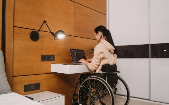 Brain Computer Implant Developed for Paralyzed ALS Patients to Control Communication Devices