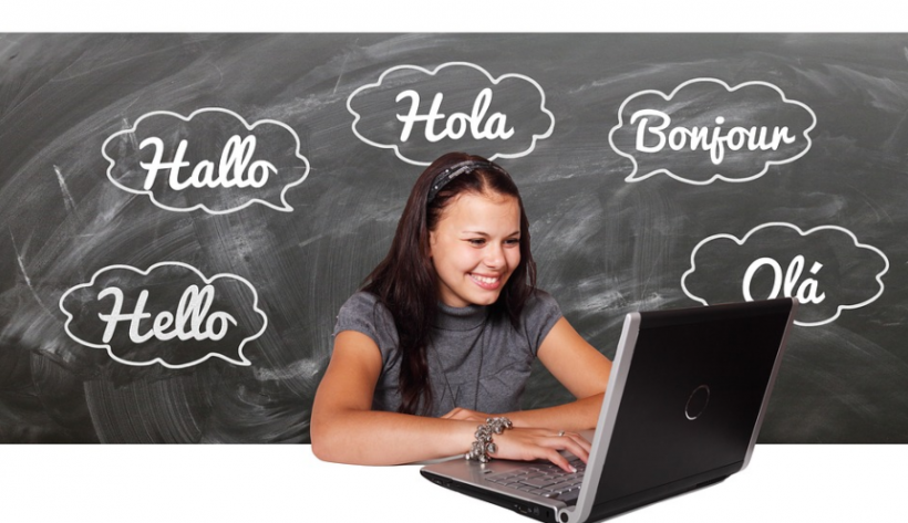 Being Bilingual Makes No Difference in the Executive Functions of the Brain
