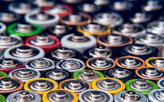  Doctors Removed 55 Batteries from A Woman's Stomach: How Harmful Does Ingesting These Things Could Be?