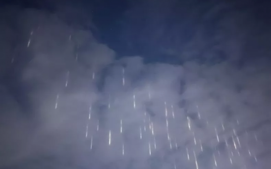 Photo of the mysterious floating light above Jeju City, South Korea. Light pillars are optical atmospheric phenomena formed by tiny crystals of ice.