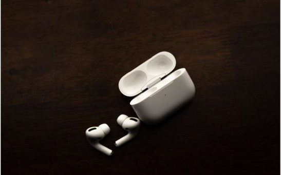 Apple Airpods Pro could be used as affordable hearing aids according to a new study.