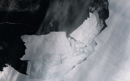 Newly Discovered Melting Process Could Impact Stability of Antarctic Ice Shelves, Revealing the Importance of Sea Ice, Ocean Circulation