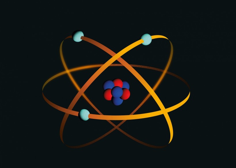 Atoms 