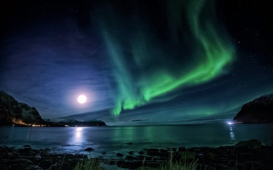 Stunning Northern Lights Bright Up the Skies in US, Canada [See Photos]
