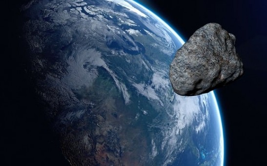 Stunning Footage Reveals House-Size Asteroid's Incredible Speed as Astronomers Track its Near-Earth Journey