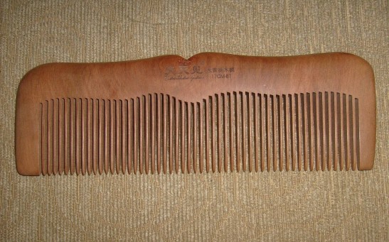 wooden comb 