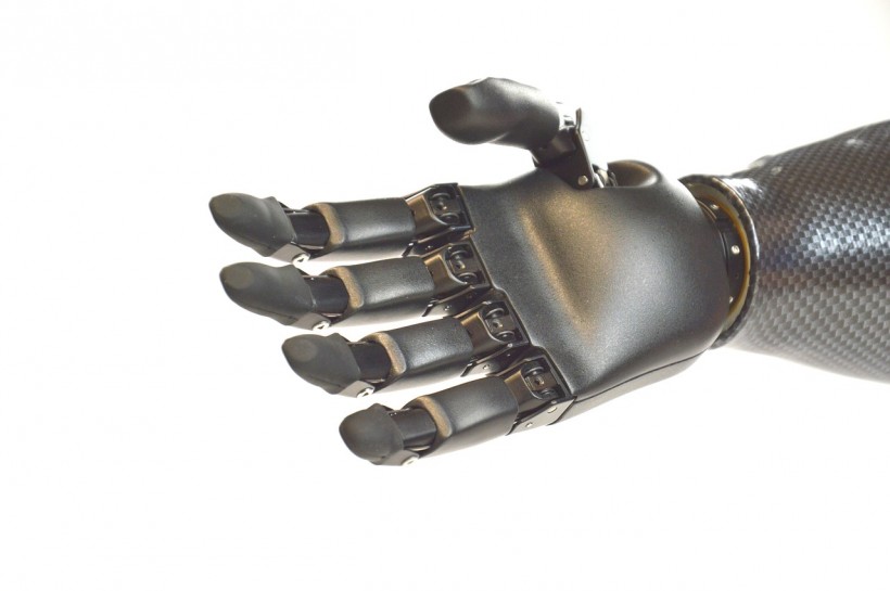 Soft Robotic Hand Developed Using New 3D Printing Technology, Shows Remarkable Precision With Human-Like Components 