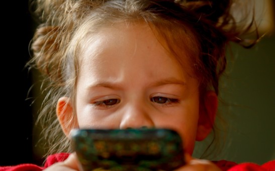 toddler screen exposure