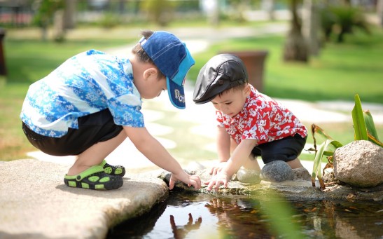 How Can Living Near Green Spaces Be Good to Children? Scientists Highlight Its Benefits