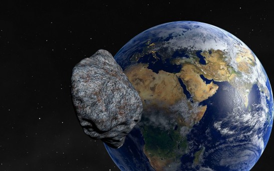 Mesmerizing Footage Captures Fiery Demise of Over 3-Feet Asteroid Racing Across the Night Sky