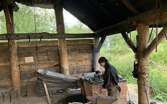 2,500-Year-Old Blacksmith Workshop Discovered in Iron Age Village Reveals Ancient Metal Craftsmanship in England 