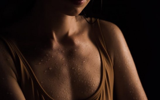 Wet vs Dry Skin: Which Gives You Better Protection, Higher Chances of Survival From Lightning Strikes