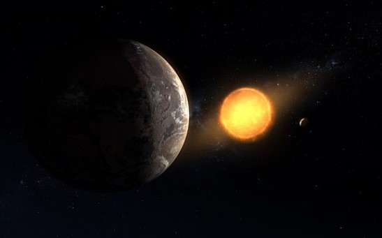 Unique Exoplanet Found Lurking in Habitable Zone of 2 Stars
