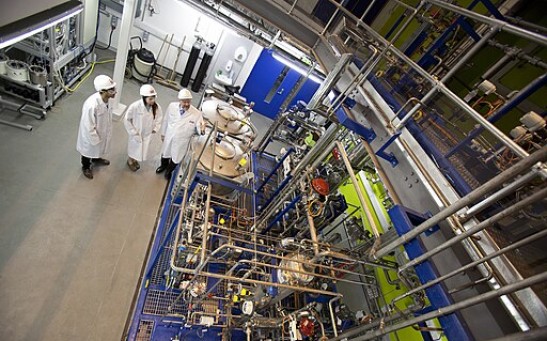 Mammoth Carbon Capture Facility: World’s Largest Vacuum To Suck Greenhouse Gas From Atmosphere Turns On For the First Time