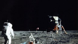 Levitating Robot Train in the Moon