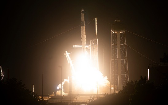 SpaceX Launches New Batch of 23 Starlink Satellites, Expanding Global Internet Coverage